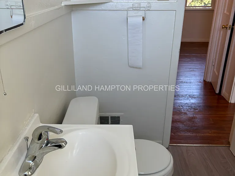 318 NW 15th St #318 — Photo 28