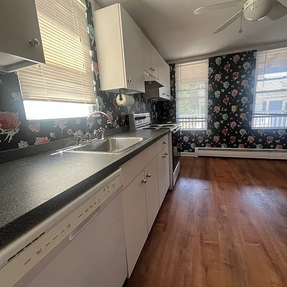 5 Hatch St #3 — Photo 8