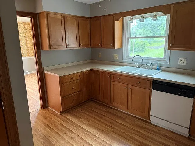 416 Brookhaven Dr — Photo 7