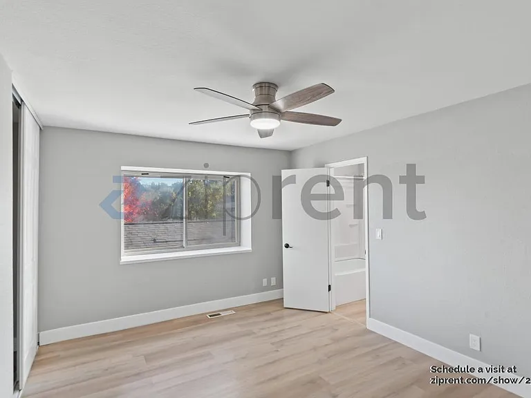 1804 Holland Dr — Photo 16
