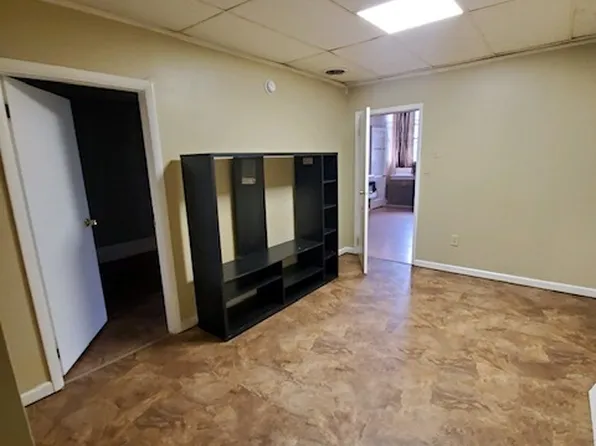 25 South Main Street, 25 S Main St, Montgomery, PA 17752