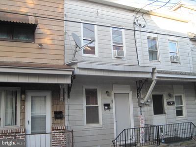 9 S Grant St, Shenandoah, PA, 17976