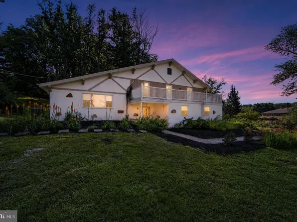425 Westfield Dr, Exton, PA 19341