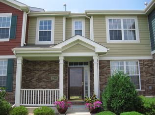 230 Longview Dr, Elgin, IL 60124