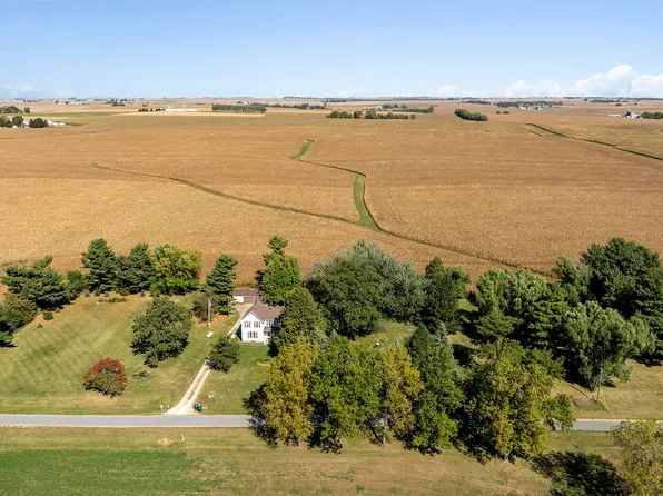 29319 Fremont Rd, Milledgeville, IL 61051