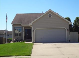 813 SE Chaparal Dr, Ankeny, IA 50021