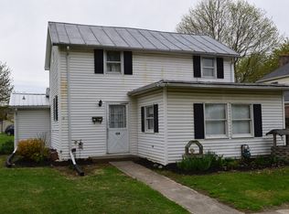 218 2nd St, Upper Sandusky, OH 43351