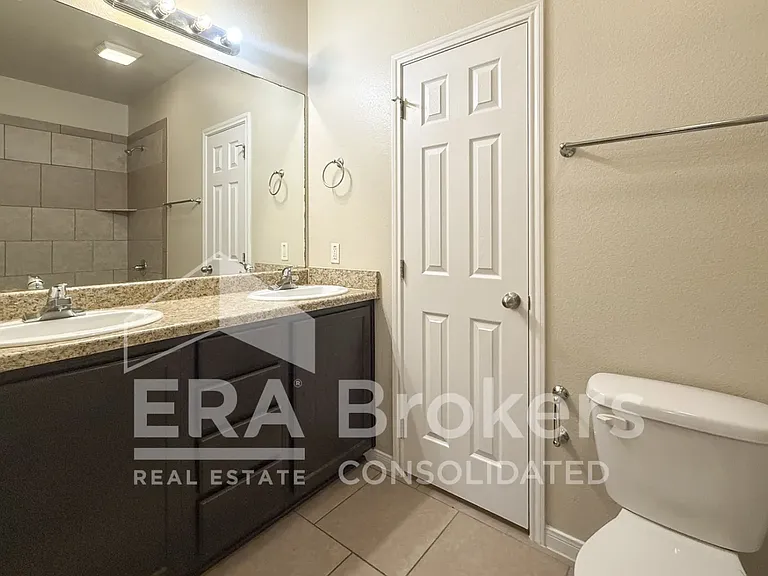 1400 Loyal Ln #A — Photo 13