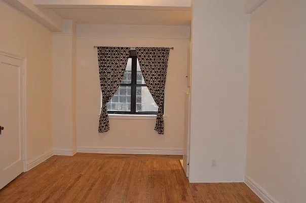 Rented by Orsid Realty Corp | media 4