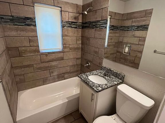 5th image of 4634 Harrison St APT 1N