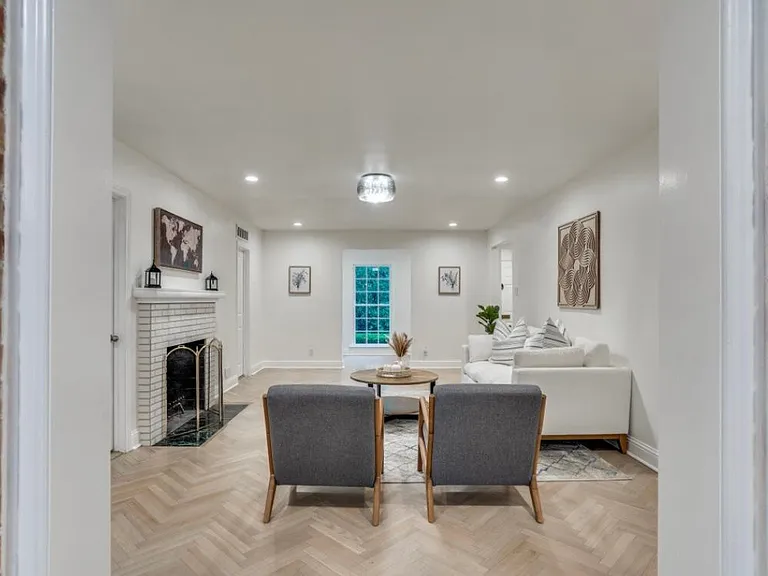 4804 Alan Dale Ln — Photo 16