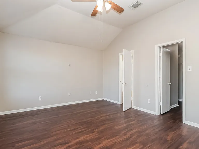 16207 Imperial Forest Ln — Photo 8