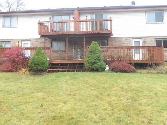 2nd image of 2409 New Haven Ct