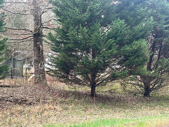 3rd image of 1003 High Falls Rd