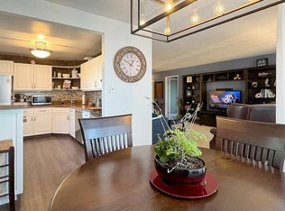 6651 Minoru Blvd #1004, Richmond, BC V6Y 1Z2