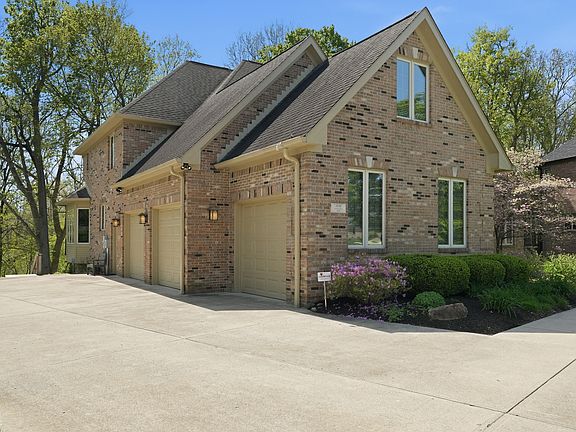 3rd image of 6553 Greyridge Blvd