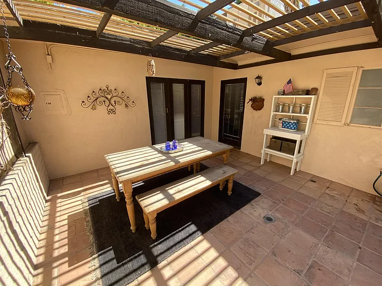 La Casa — Photo 61
