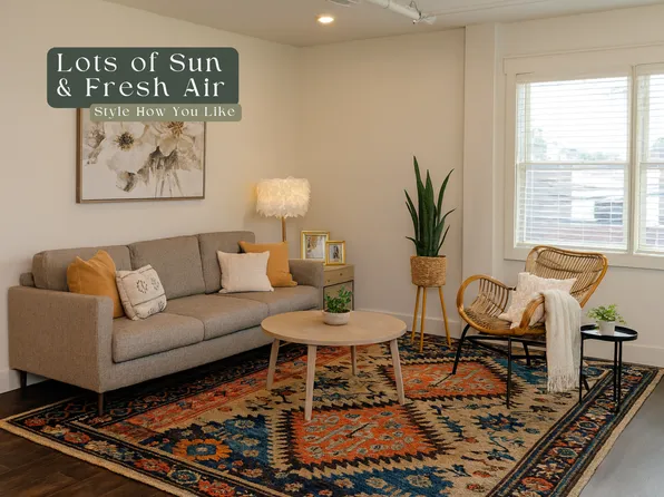 906 S Main St, Joplin, MO