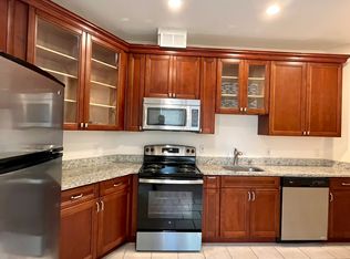 134 Sutherland Rd APT 3, Boston, MA 02135