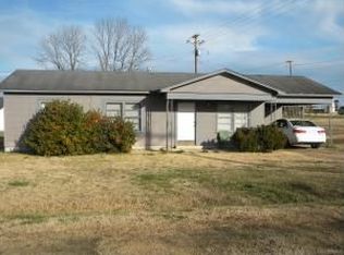 1004 Beverly Dr, West Point, MS 39773