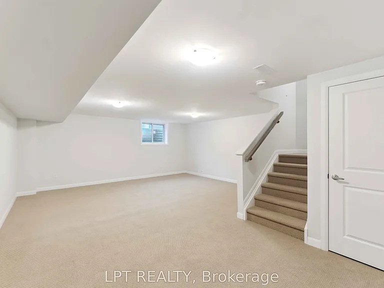 711 Fairline Row — Photo 22