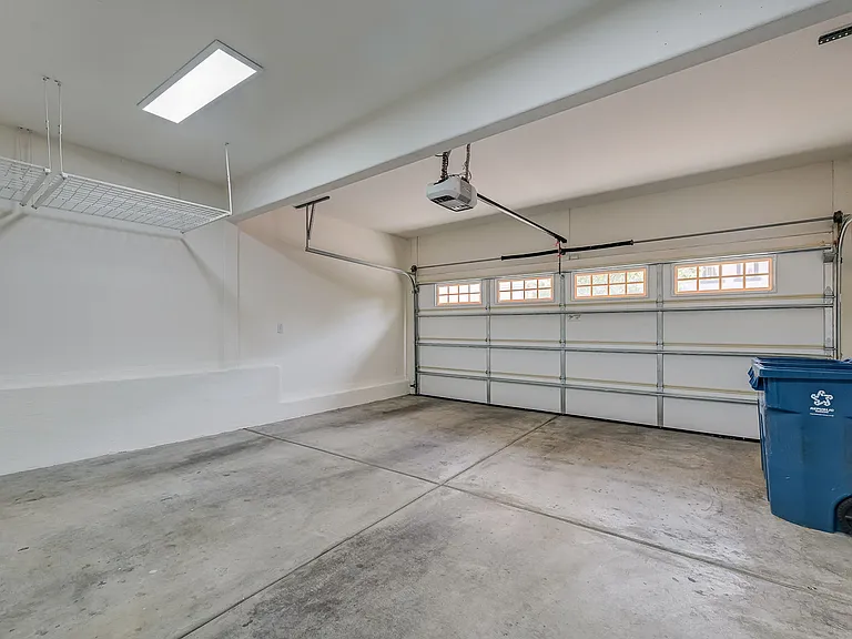 2429 Granada Bluff Ct — Photo 36
