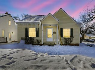 352 E 328th St, Willowick, OH 44095