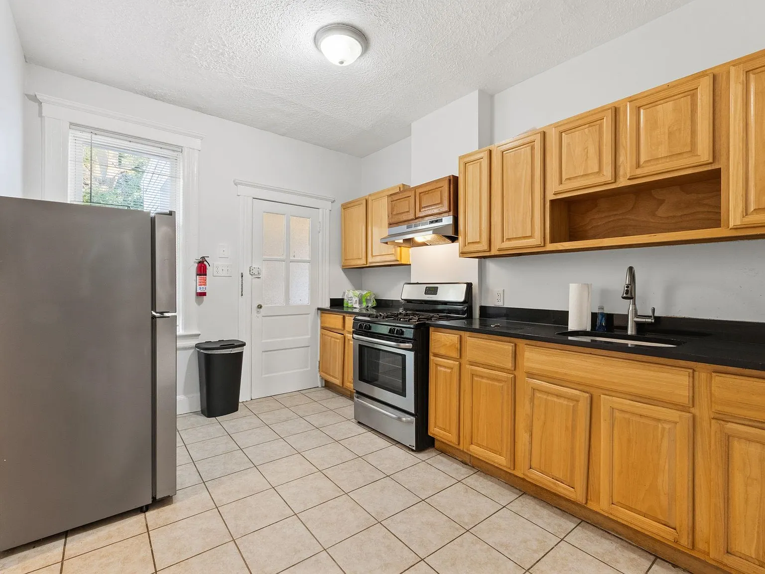 2 bed, 1.0 bath, $2,350 — Photo 1