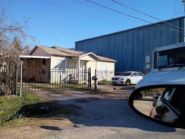 11914 Anchick St, Houston, TX 77076