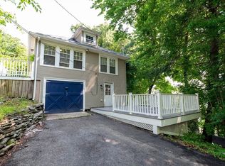 28 Eagle Rd, Worcester, MA 01605