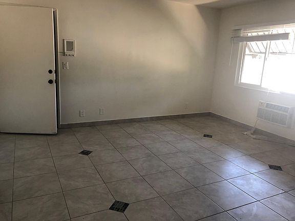 2nd image of 6146 Hazelhurst Pl #11
