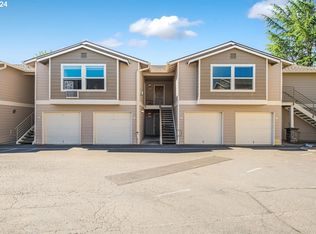 15056 NW Central Dr APT 706, Portland, OR 97229