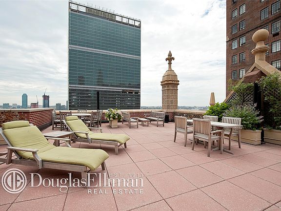 5th image of 333 E 43rd St APT 105