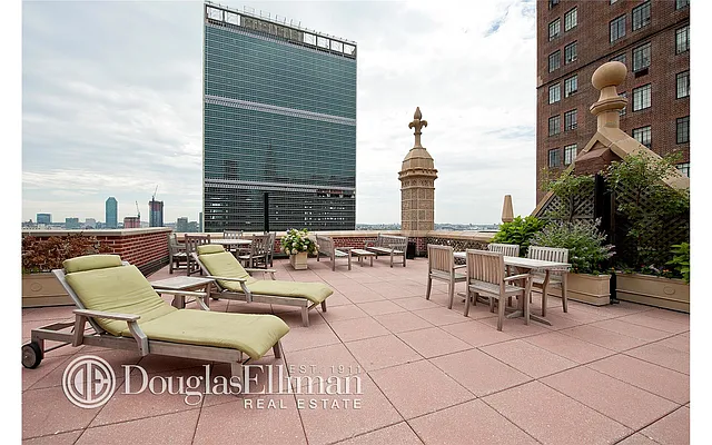 Rented by Douglas Elliman | media 30