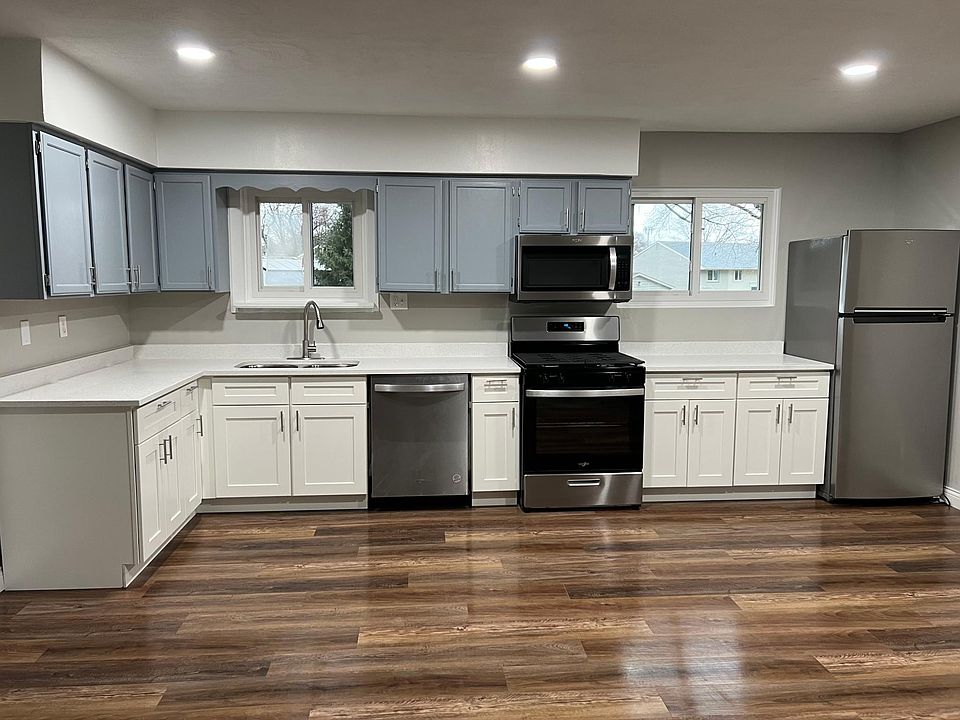 1st image of 167 Nutwood Ct