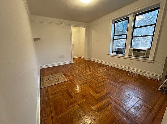 2nd image of 30-36 34th St #5E