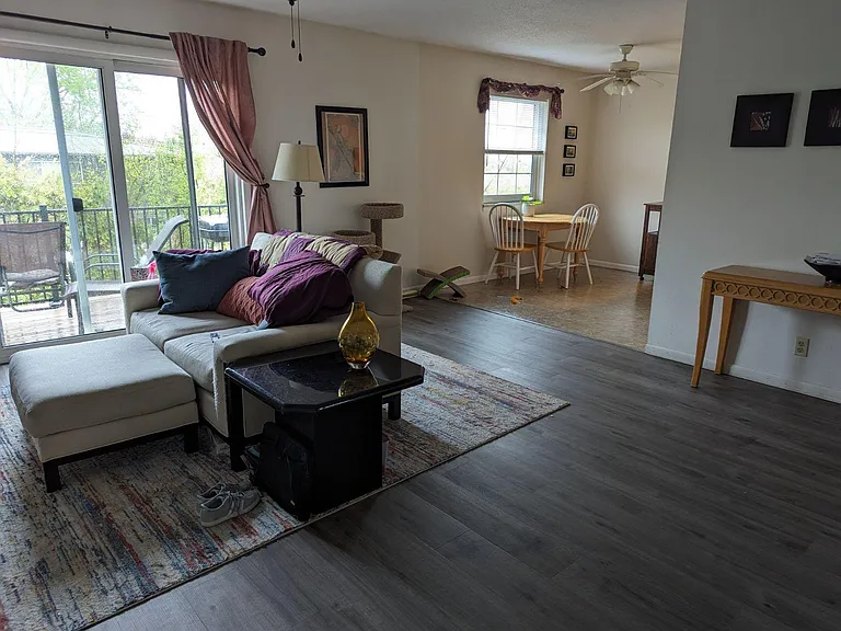 1006 21st Avenue Pl — Photo 2