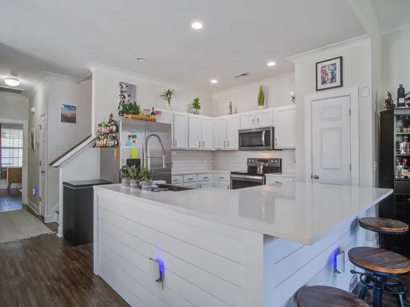 156 Woodward Rd, Goose Creek, SC 29445