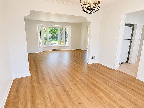 4th image of 2951 W Jarlath St