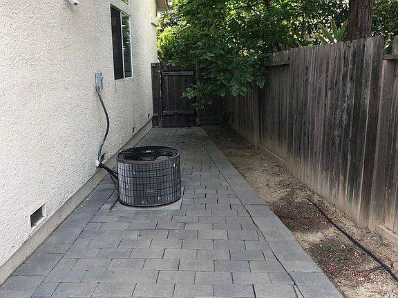 5th image of 1008 Eastbourne Ct