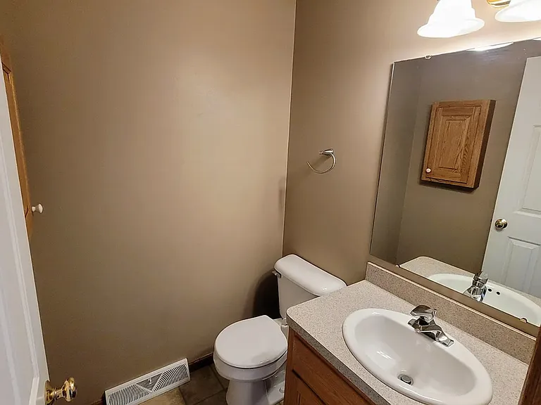 1171 Mindy Ln #C — Photo 7