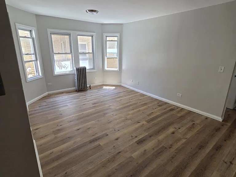 4311 W Flournoy St #4319-1S — Photo 1