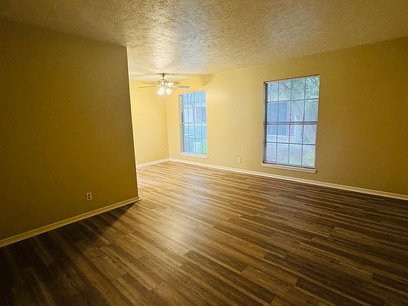 2nd image of 2901 Helena Ave APT 403