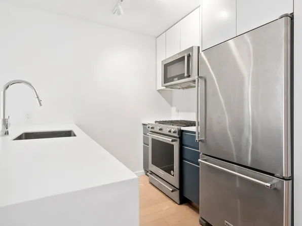 415 Red Hook Lane image 3 of 12