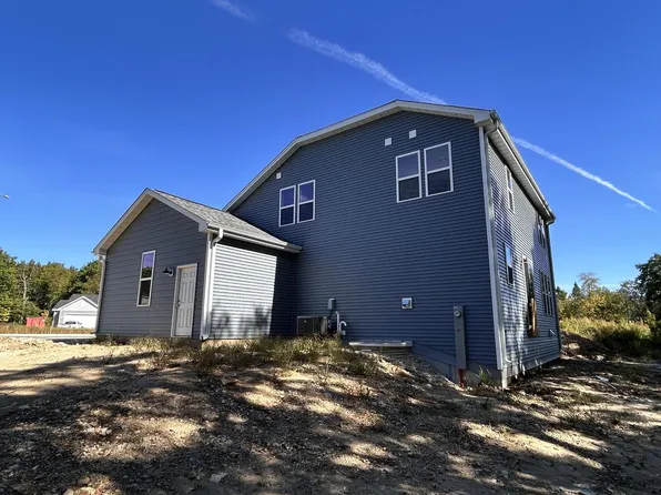 1743 Palmer COURT, Hartford, WI 53027