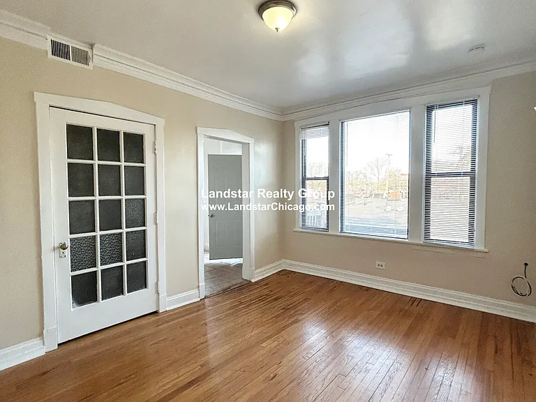 1670 W Pratt Blvd #2B — Photo 6