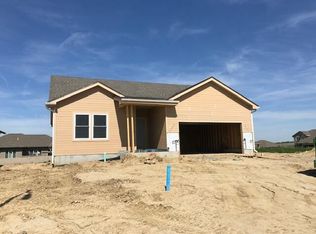 17 Augusta Dr, Treynor, IA 51575