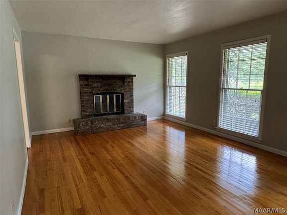 4th image of 768 Marquette Dr