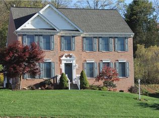 2559 Forest Brook Dr, Pittsburgh, PA