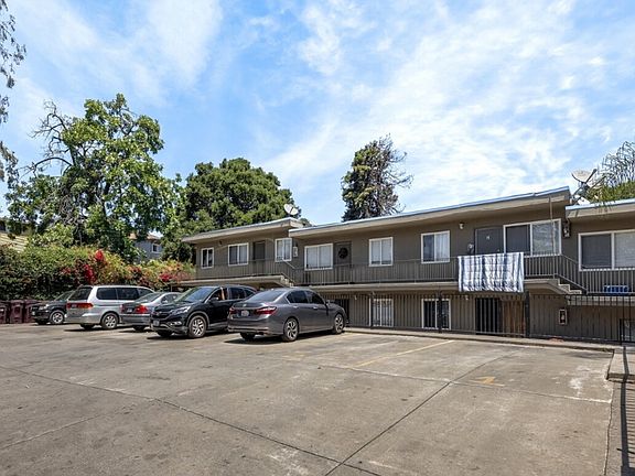 3rd image of 2615 26th Ave APT H